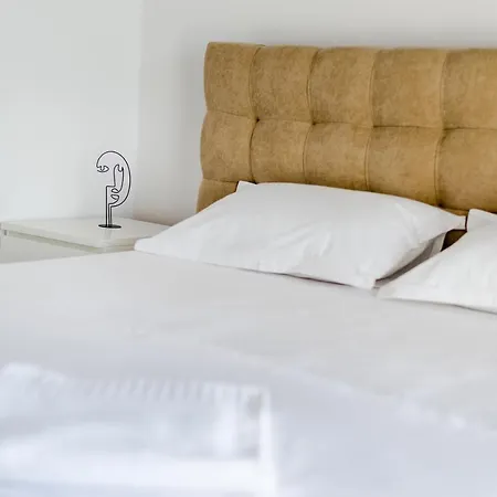 Kuta Loft Apartment