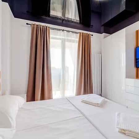 Kuta Loft Apartment *
