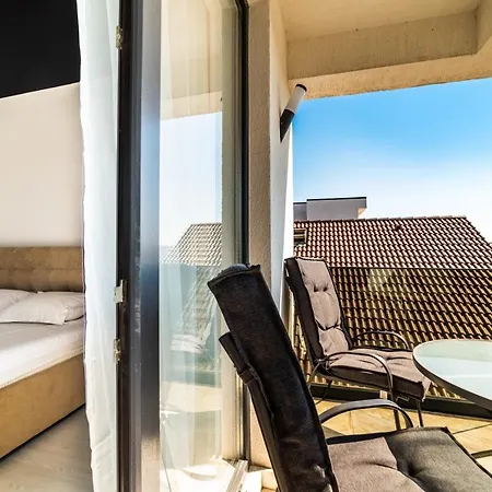 Apartment Kuta Loft *